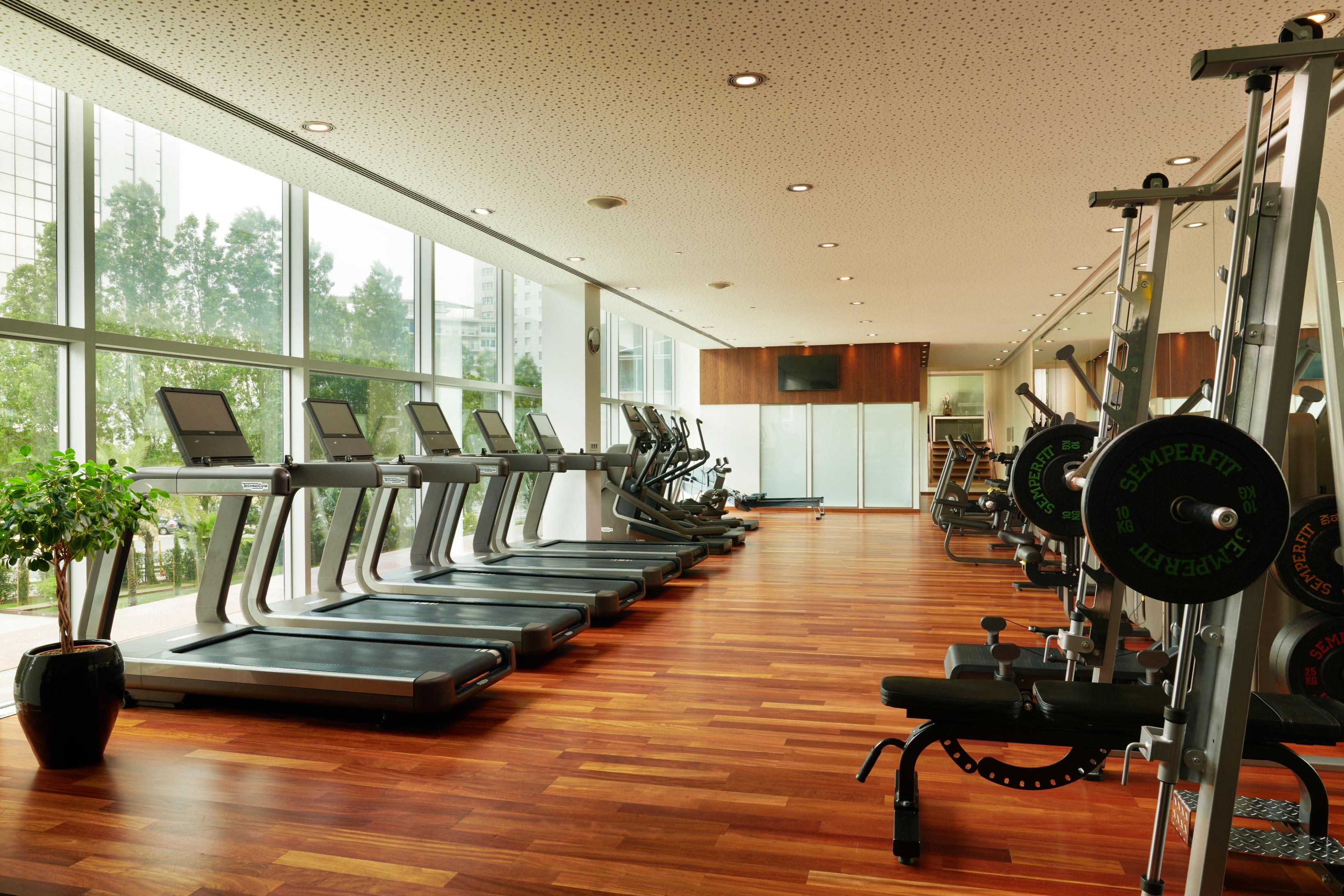 Corinthia Lisbon Hotel Exterior photo The gym at the hotel