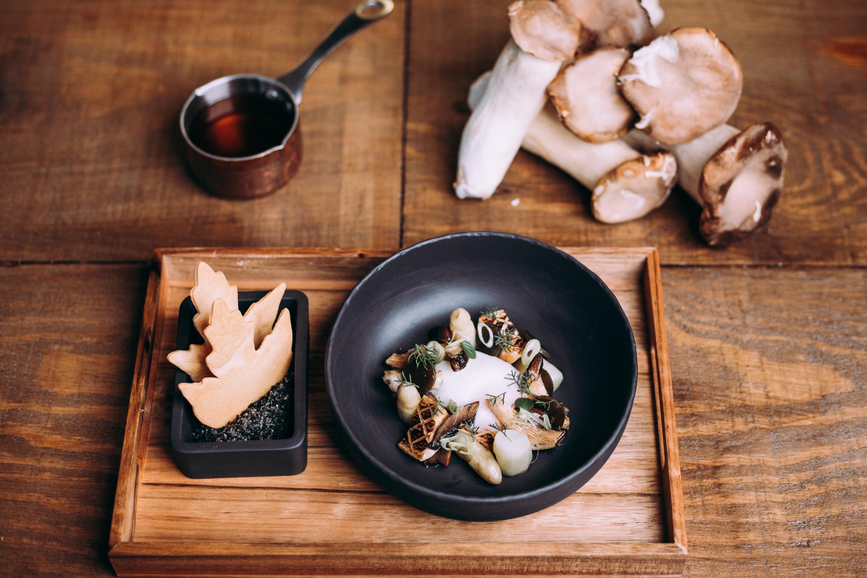 Corinthia Lisbon Hotel Exterior photo A dish of King Trumpet Mushrooms